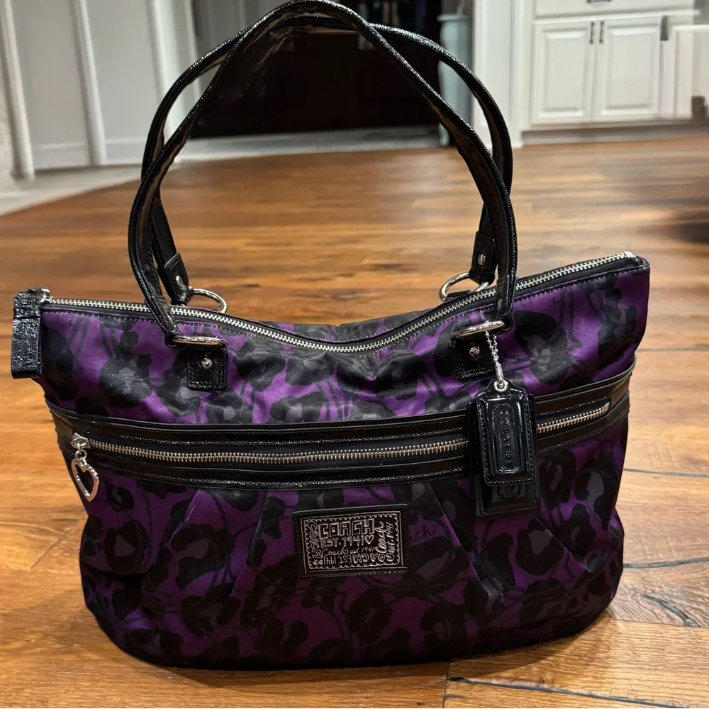 Coach Poppy Glam Shoulder Bag - Picture 1 of 13